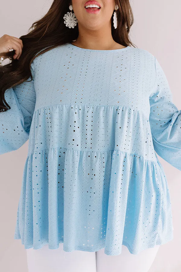 Amalfi Mood Eyelet Shift Top In Sky Blue Curves