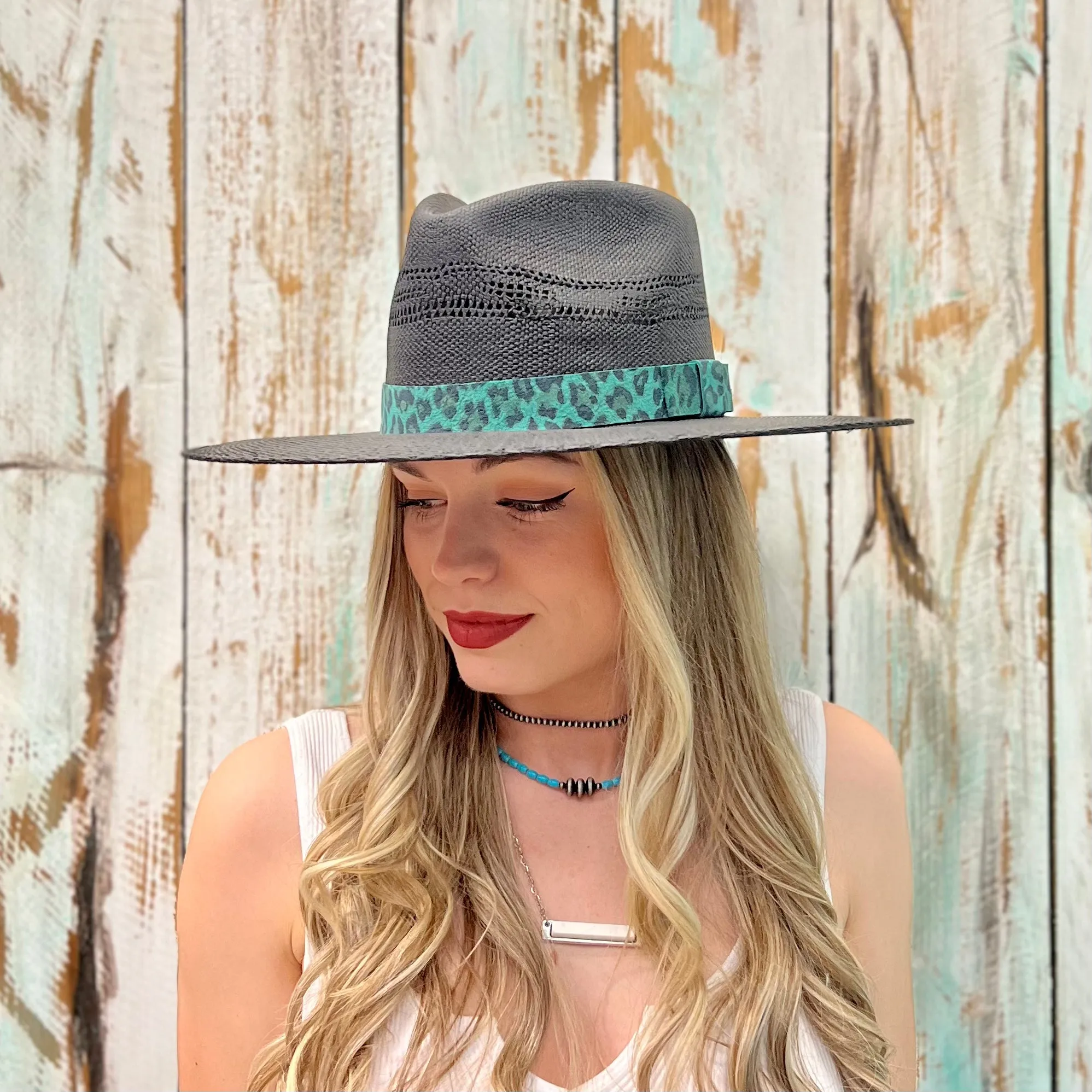 Black Leopard Band Straw Hat