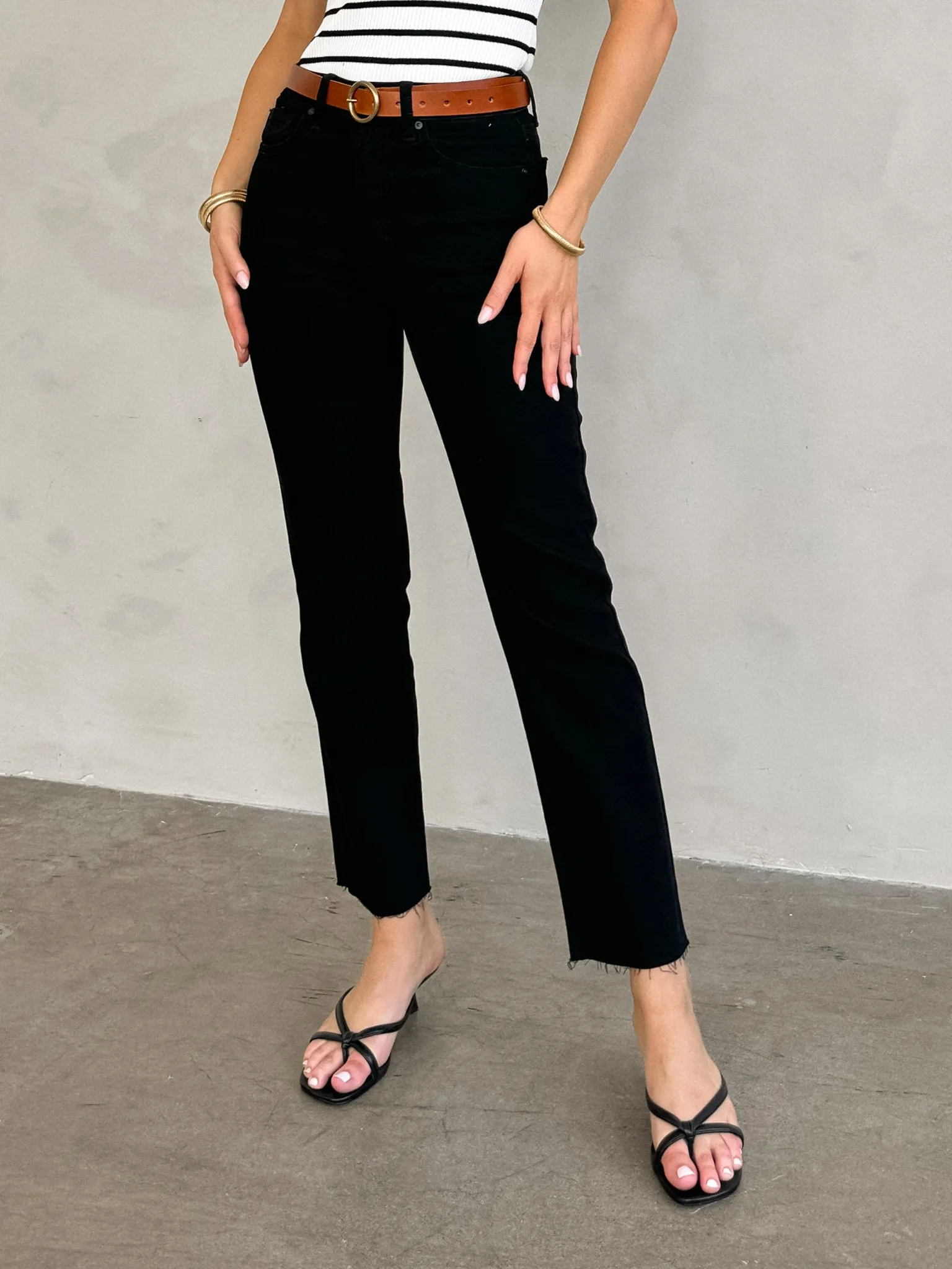 Cut It Off Crop Straight Jeans in Black