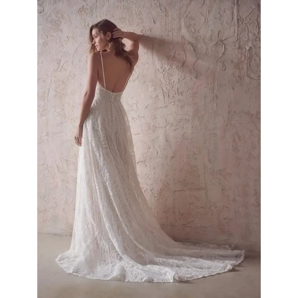 Hanaleigh by Maggie Sottero - SAMPLE SALE