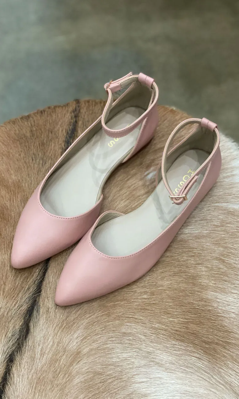 HOSS Dusty Pink Point Toe Flats