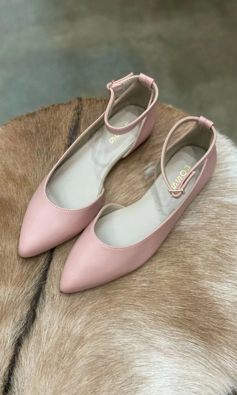 HOSS Dusty Pink Point Toe Flats